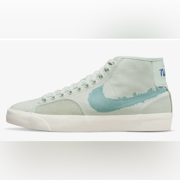 Nike SB Blazer Court Mid Barely Green Boarder Blue Men’s Size 8.5 Skateboarding - Picture 1 of 10